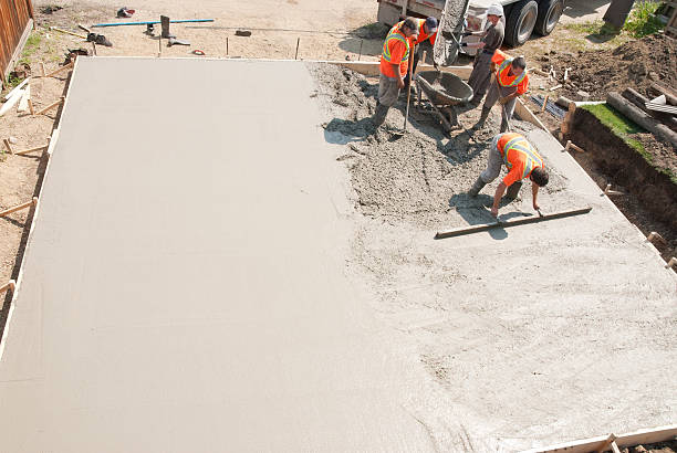 Best Concrete Driveway Installation in Mason City, IL